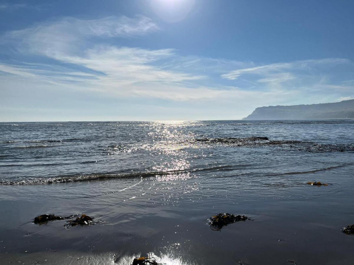 Darnholm Cottage Robin Hood's Bay Buitenkant foto