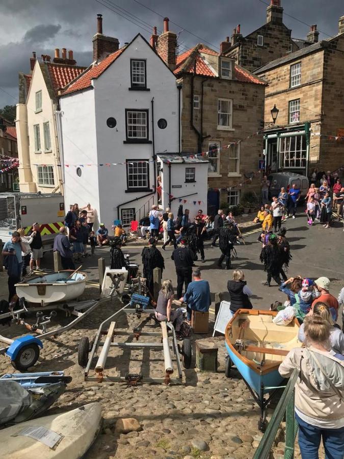 Darnholm Cottage Robin Hood's Bay Buitenkant foto