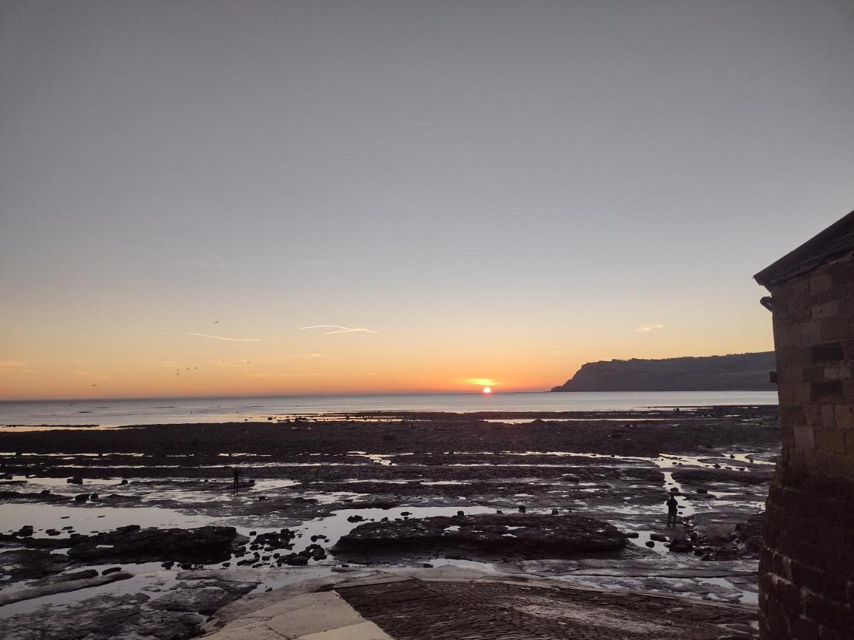 Darnholm Cottage Robin Hood's Bay Buitenkant foto
